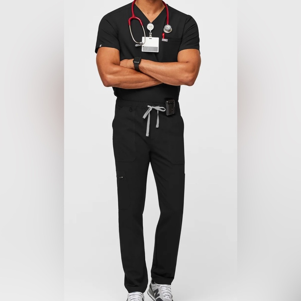 Men’s black fig scrubs, size large. Worn once